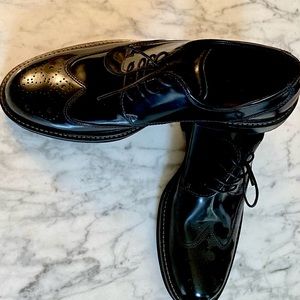 Men’s ECCO wingtip shoes. Never worn. Size 10.5